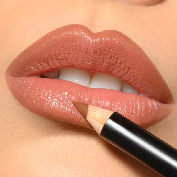 TRUE BROWN - LIP PENCIL Hover