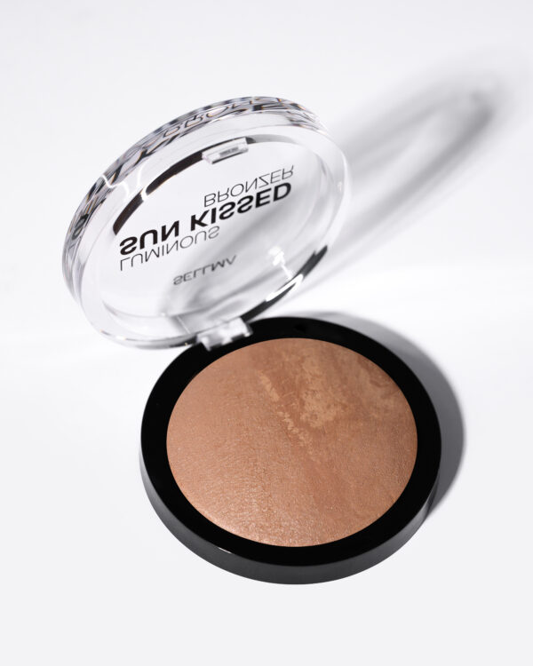 Luminous Sun Kissed Bronzer 2